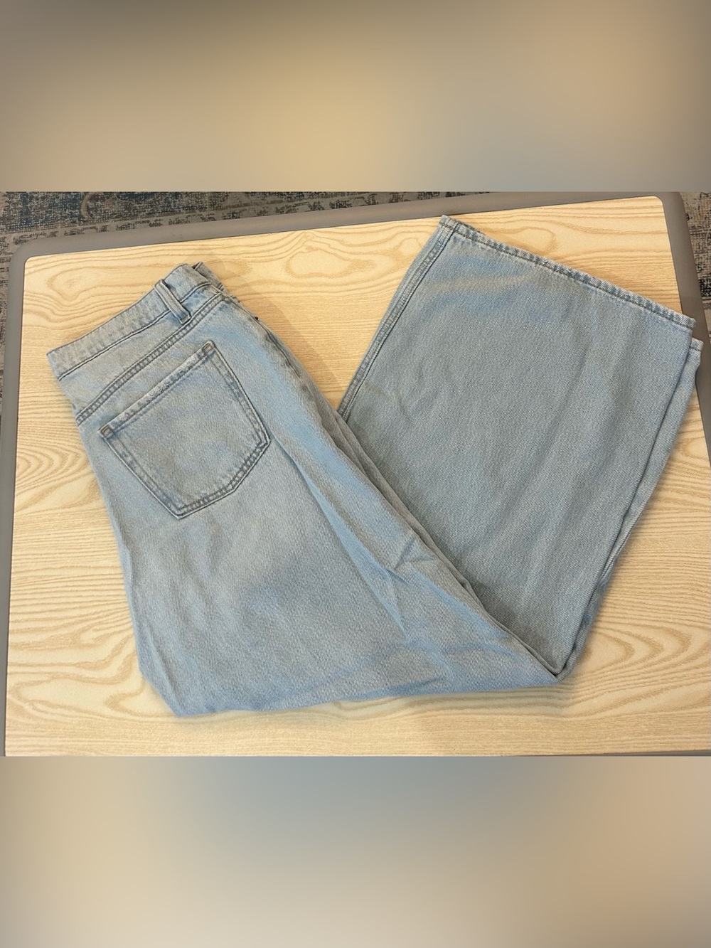 Old Navy Light Wash Wide Leg Jeans